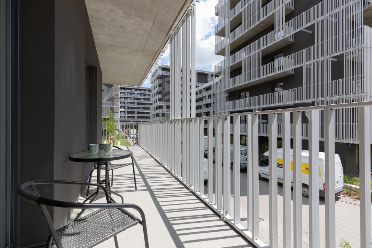 Stacja Wola Apartment Guminska By Noclegi Renters Varsavia Esterno foto